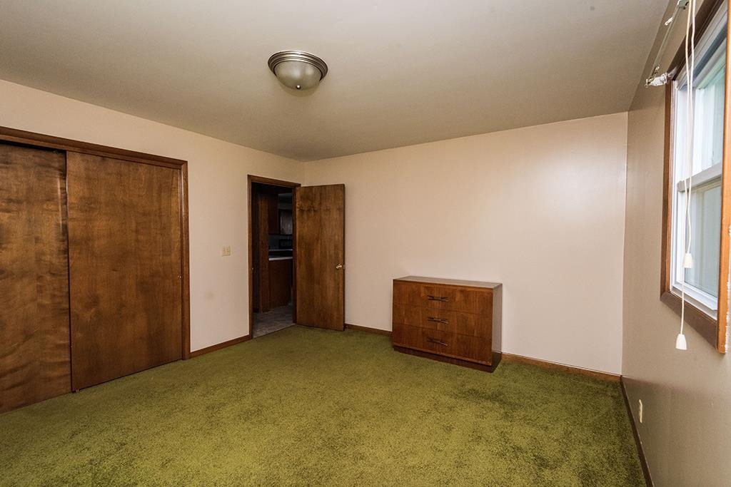 3250 East Wilson Road Oaktown, IN 47561 - Photo 9 of 32 Gallery Image 9