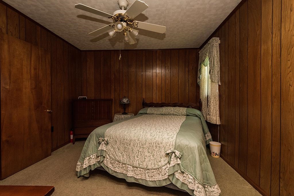 3250 East Wilson Road Oaktown, IN 47561 - Photo 10 of 32 Gallery Image 10