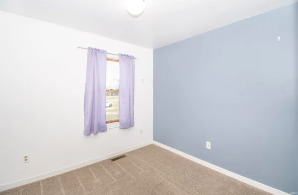 $379,900 | 4944 South 200 East, Churubusco, IN 46723