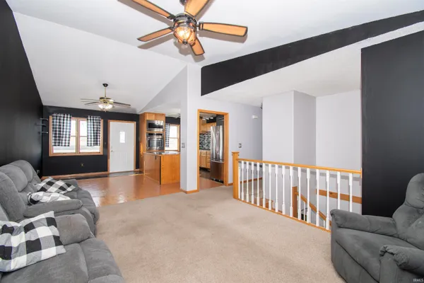 $379,900 | 4944 South 200 East, Churubusco, IN 46723