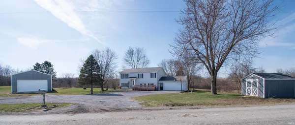 $379,900 | 4944 South 200 East, Churubusco, IN 46723