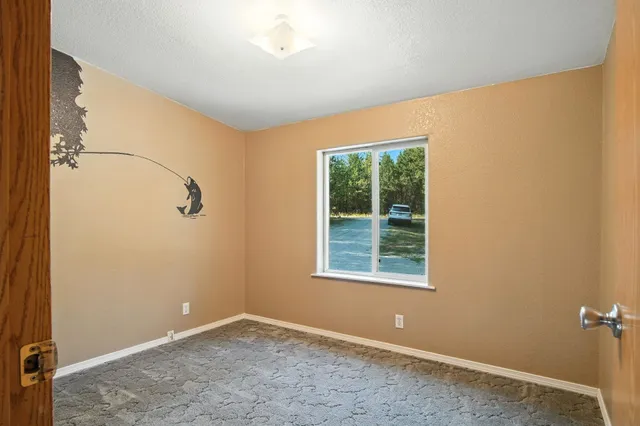 $310,000 | 372 Rumsey Drive, Newport, WA 99156