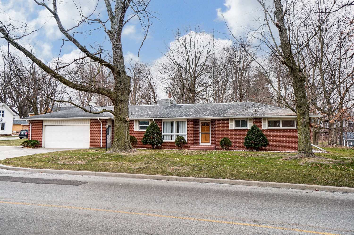 101 South Townline Road Lagrange, IN 46761 - Photo 1 of 36 Gallery Image 1