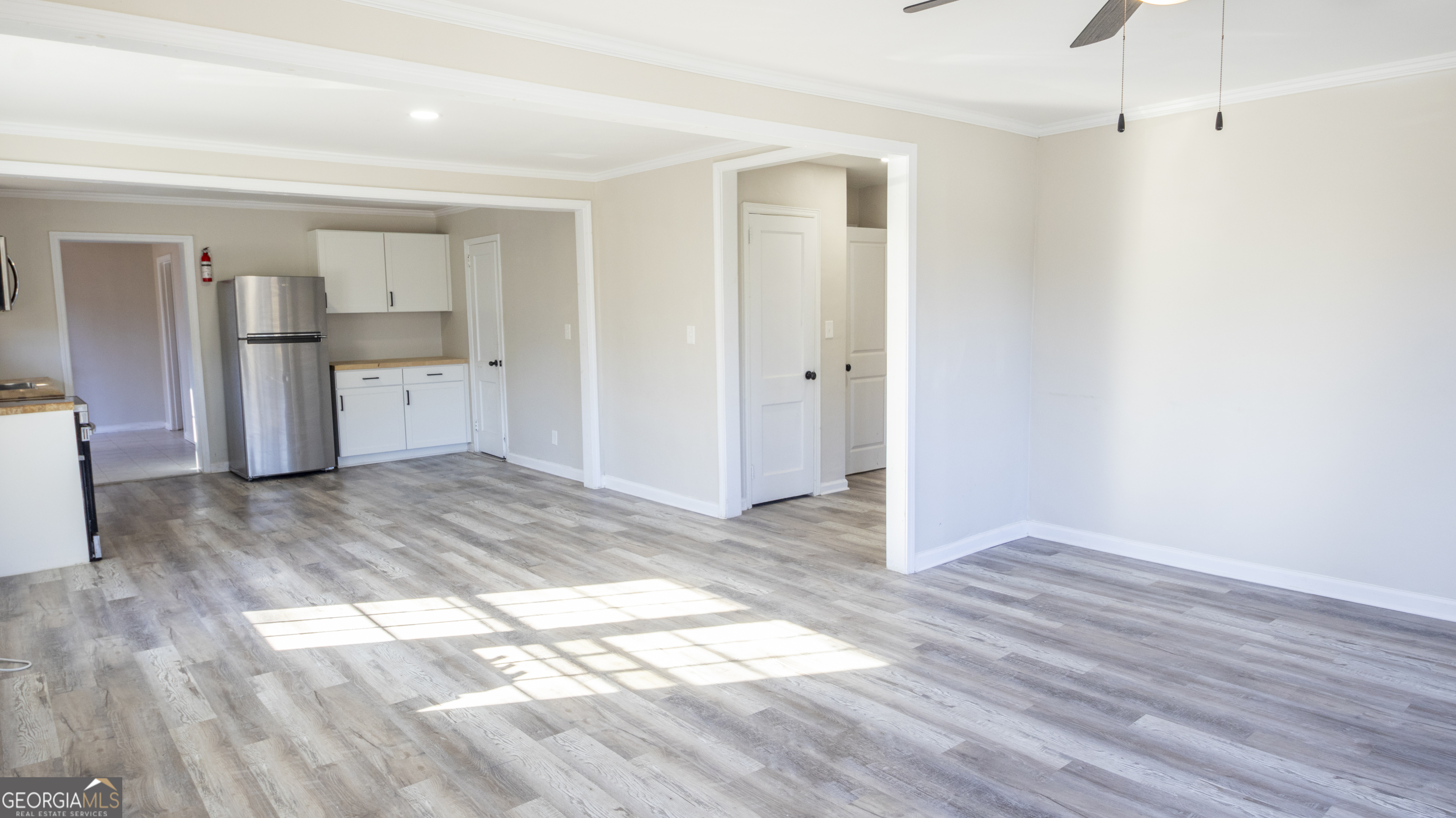 2541 Jewel Street East Point, GA 30344 - Photo 5 of 35