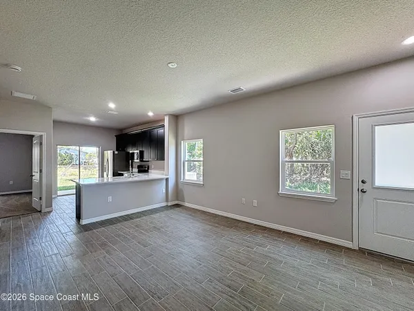 $2,150 | 518-l M L M Davey Lane, Titusville, FL 32780