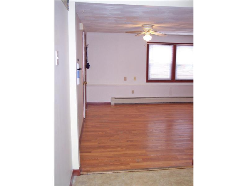120 Walter Street Bangor, ME 04401 - Photo 16 of 31 Living Room.