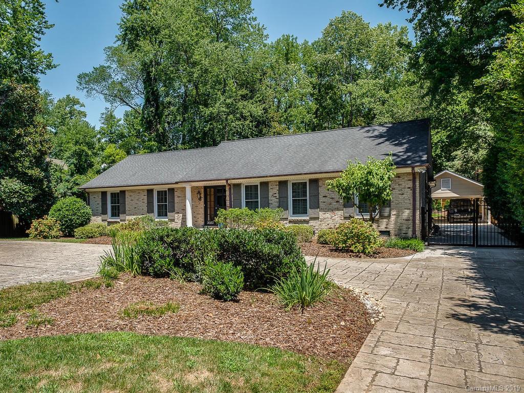 3023 Robin Road Charlotte, NC 28211 - Photo 1 of 33 Gallery Image 1