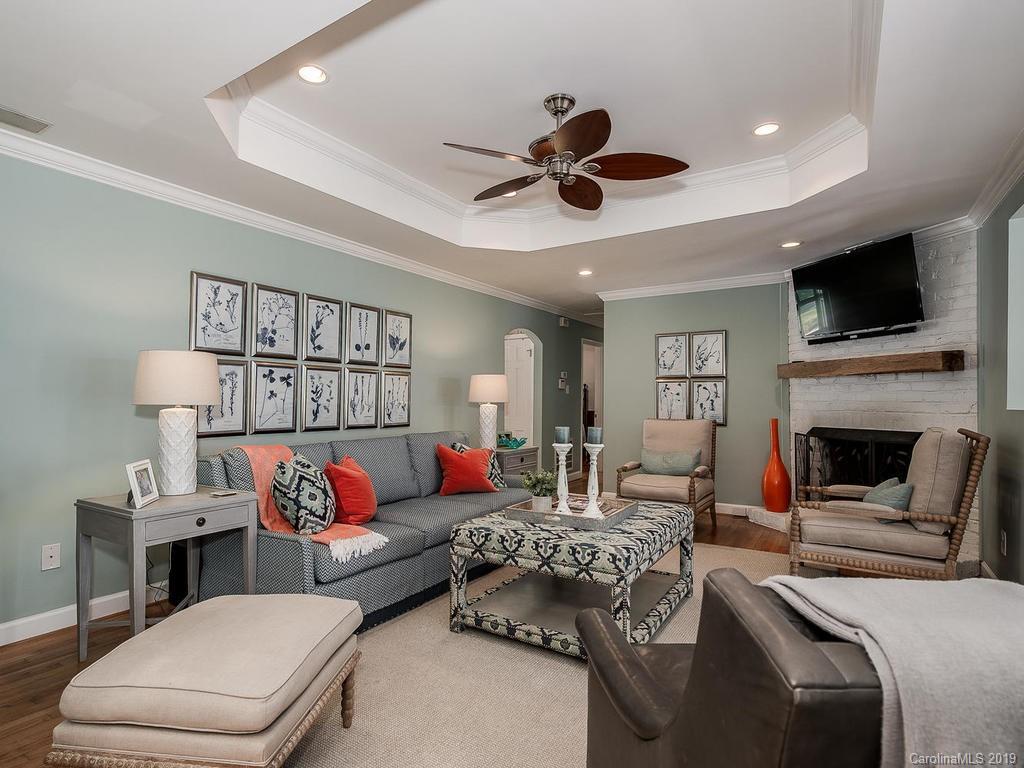 3023 Robin Road Charlotte, NC 28211 - Photo 14 of 33 Gallery Image 14