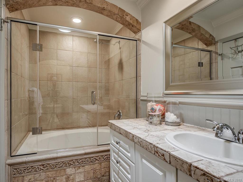 3023 Robin Road Charlotte, NC 28211 - Photo 25 of 33 Gallery Image 25