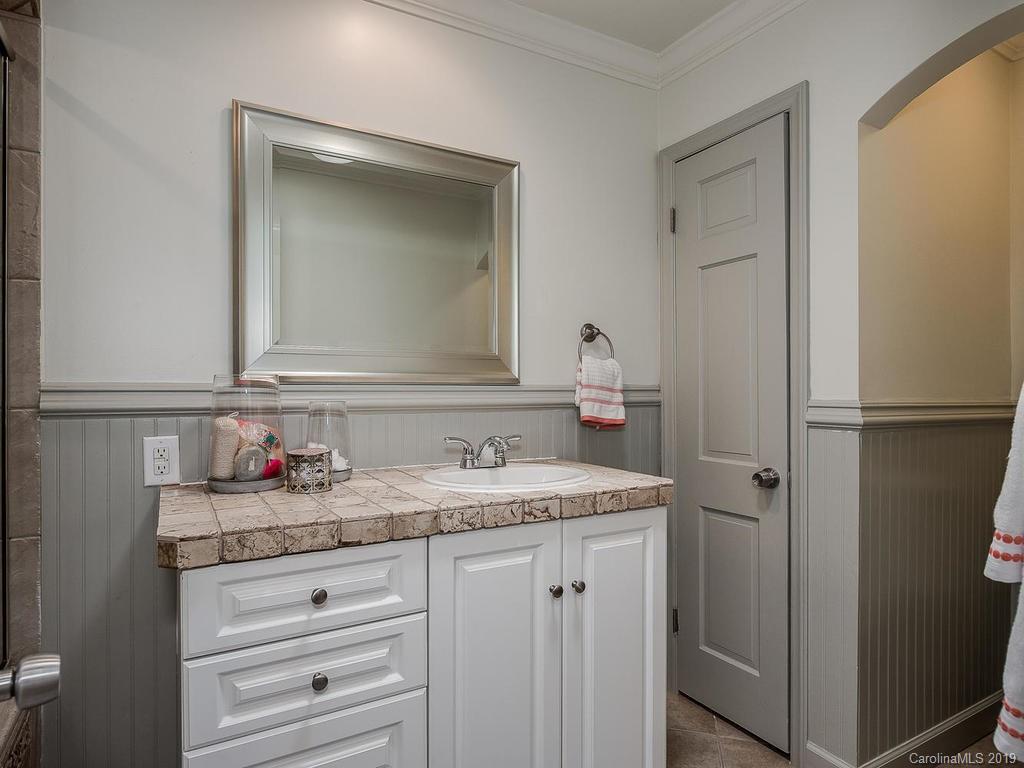 3023 Robin Road Charlotte, NC 28211 - Photo 27 of 33 Gallery Image 27