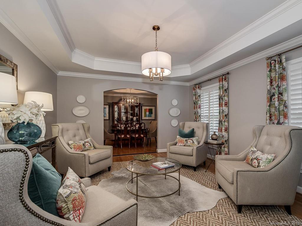 3023 Robin Road Charlotte, NC 28211 - Photo 5 of 33 Gallery Image 5