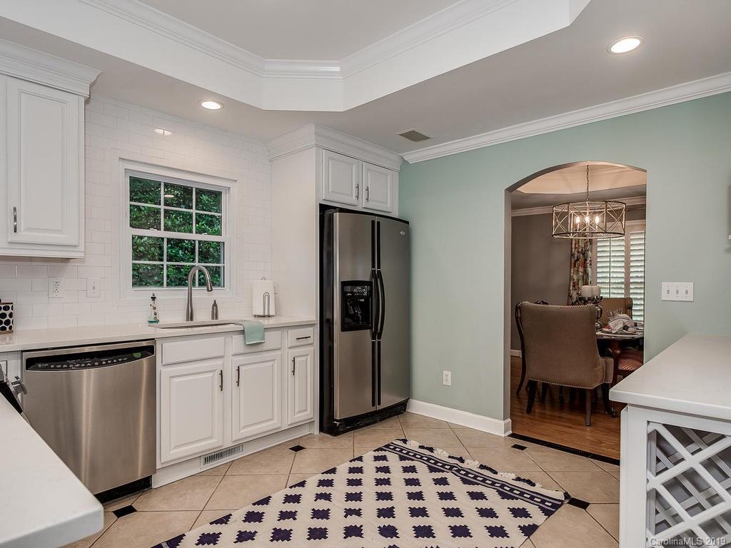 3023 Robin Road Charlotte, NC 28211 - Photo 8 of 33 Gallery Image 8