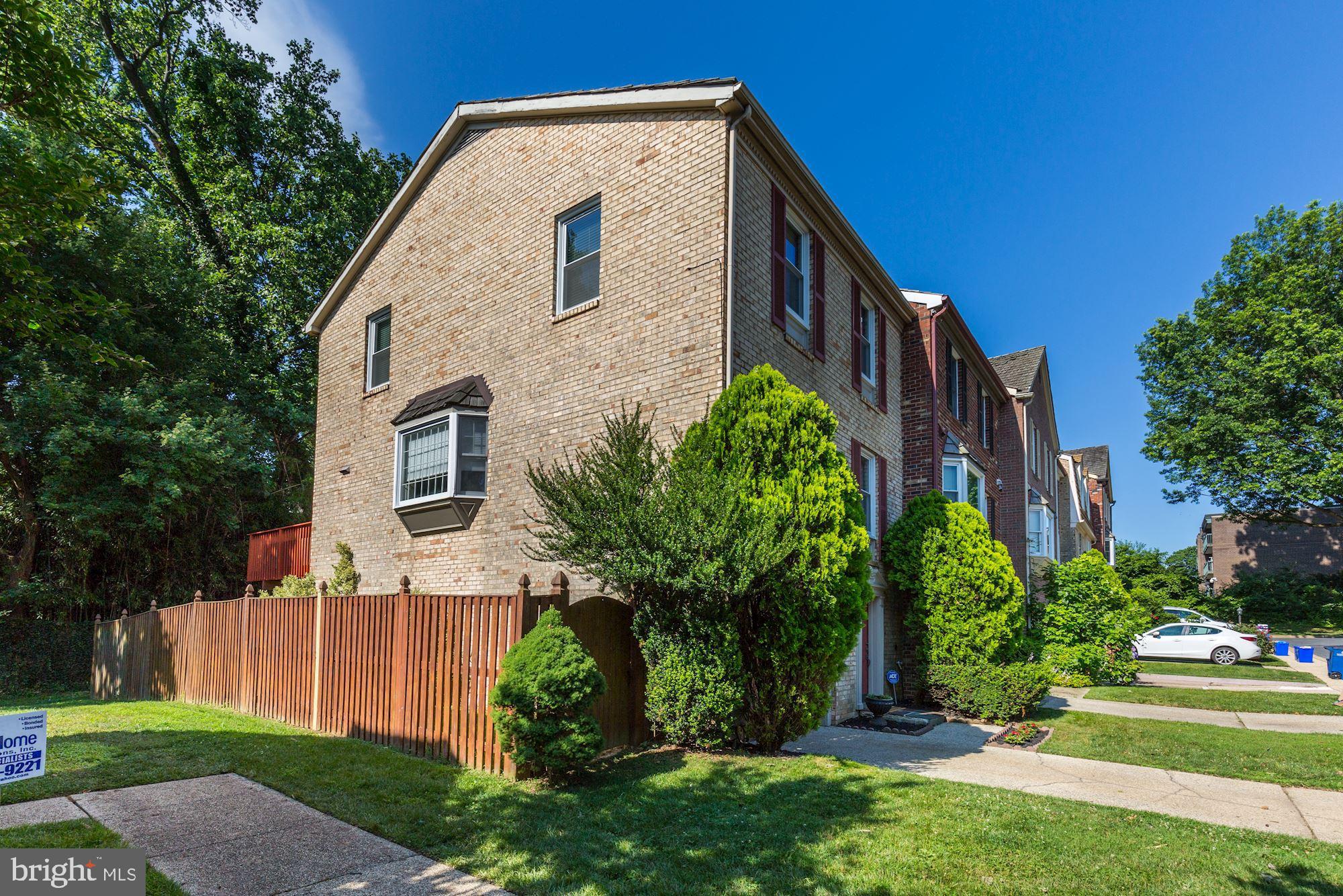 10900 Pebble Run Drive Silver Spring, MD 20902 - Photo 2 of 29 Gallery Image 2