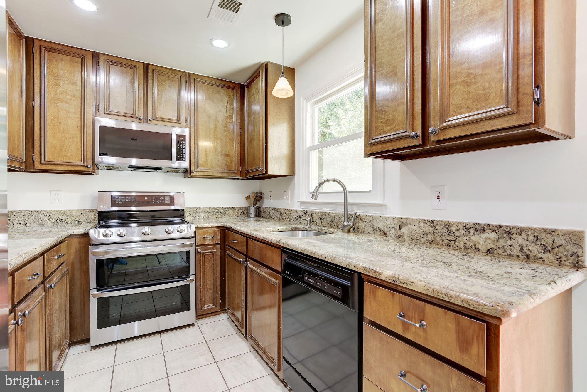 10900 Pebble Run Drive Silver Spring, MD 20902 - Photo 15 of 29 Gallery Image 15
