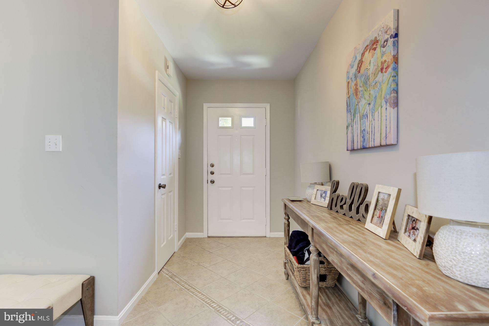 10900 Pebble Run Drive Silver Spring, MD 20902 - Photo 4 of 29 Gallery Image 4