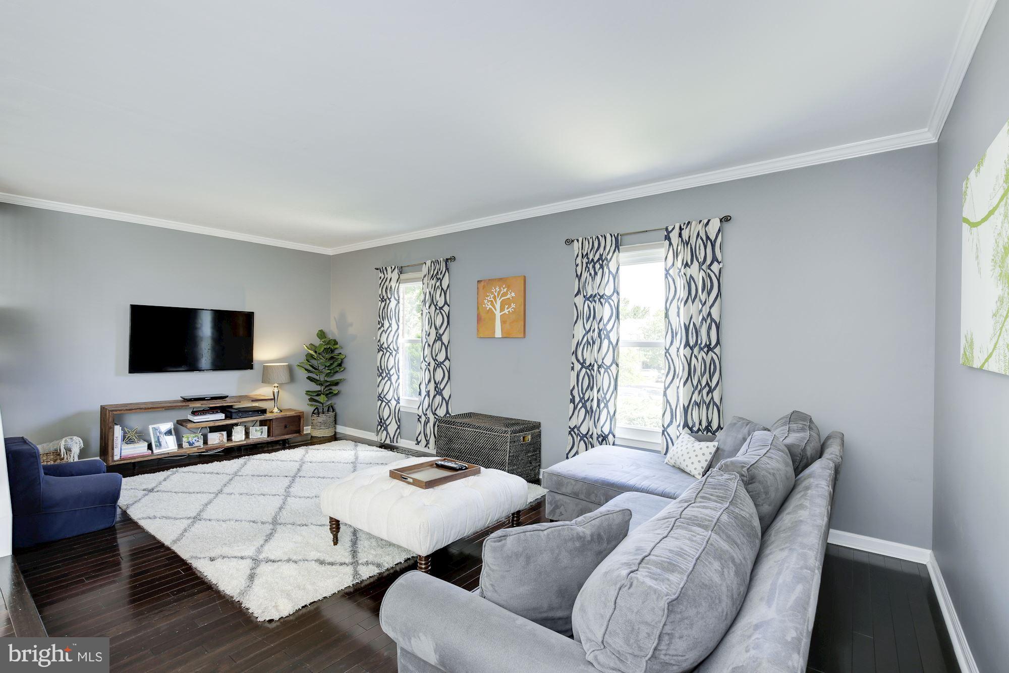 10900 Pebble Run Drive Silver Spring, MD 20902 - Photo 5 of 29 Gallery Image 5