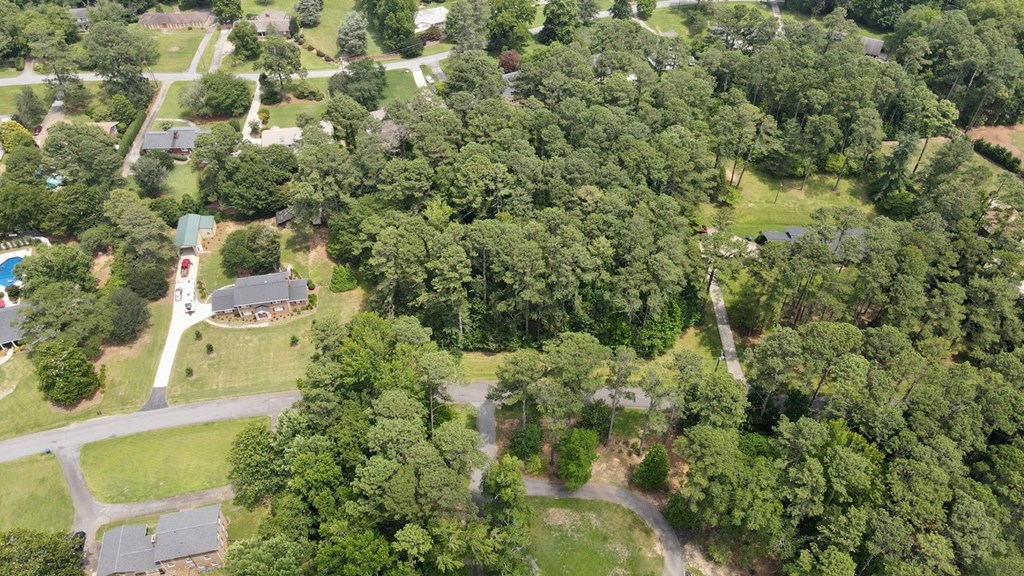 307 Hunting Road Greenwood, SC 29646 - Photo 4 of 5 Gallery Image 4