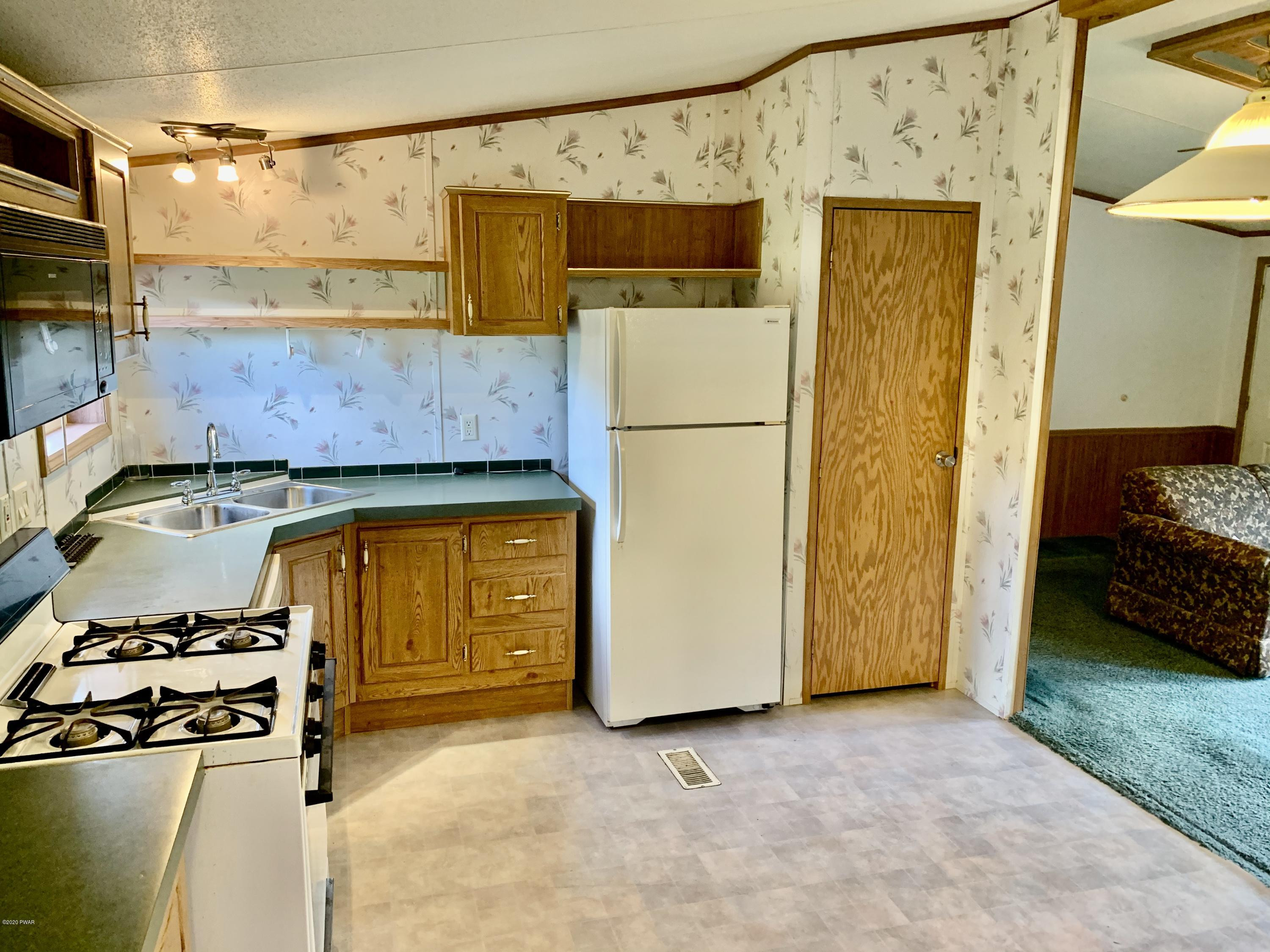 1174 Pine Mill Road Equinunk, PA 18417 - Photo 11 of 29 Kitchen