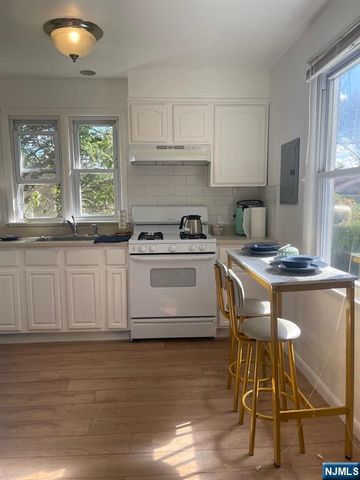 $610,000 | 88 Fournier Crescent, Elmwood Park, NJ 07407