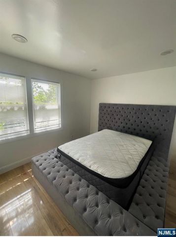 $610,000 | 88 Fournier Crescent, Elmwood Park, NJ 07407