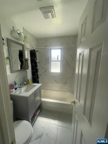 $610,000 | 88 Fournier Crescent, Elmwood Park, NJ 07407