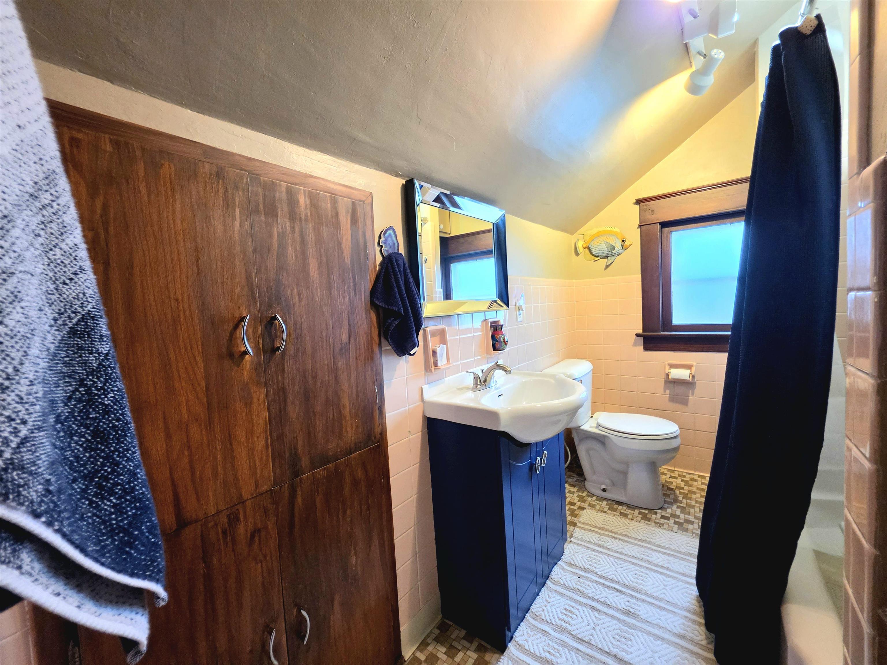 1035 Academy Street Elroy, WI 53929 - Photo 26 of 35