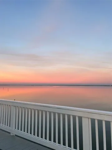 $5,500 | 1640 Windsong Way, Tiki Island, TX 77554