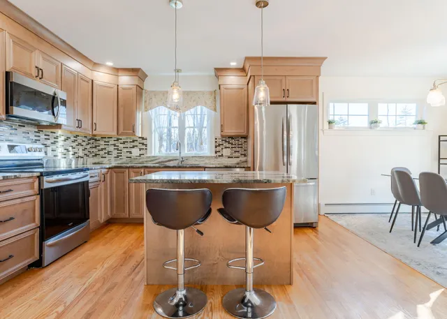 $729,000 | 72 Stewart Drive, Scarborough, ME 04074