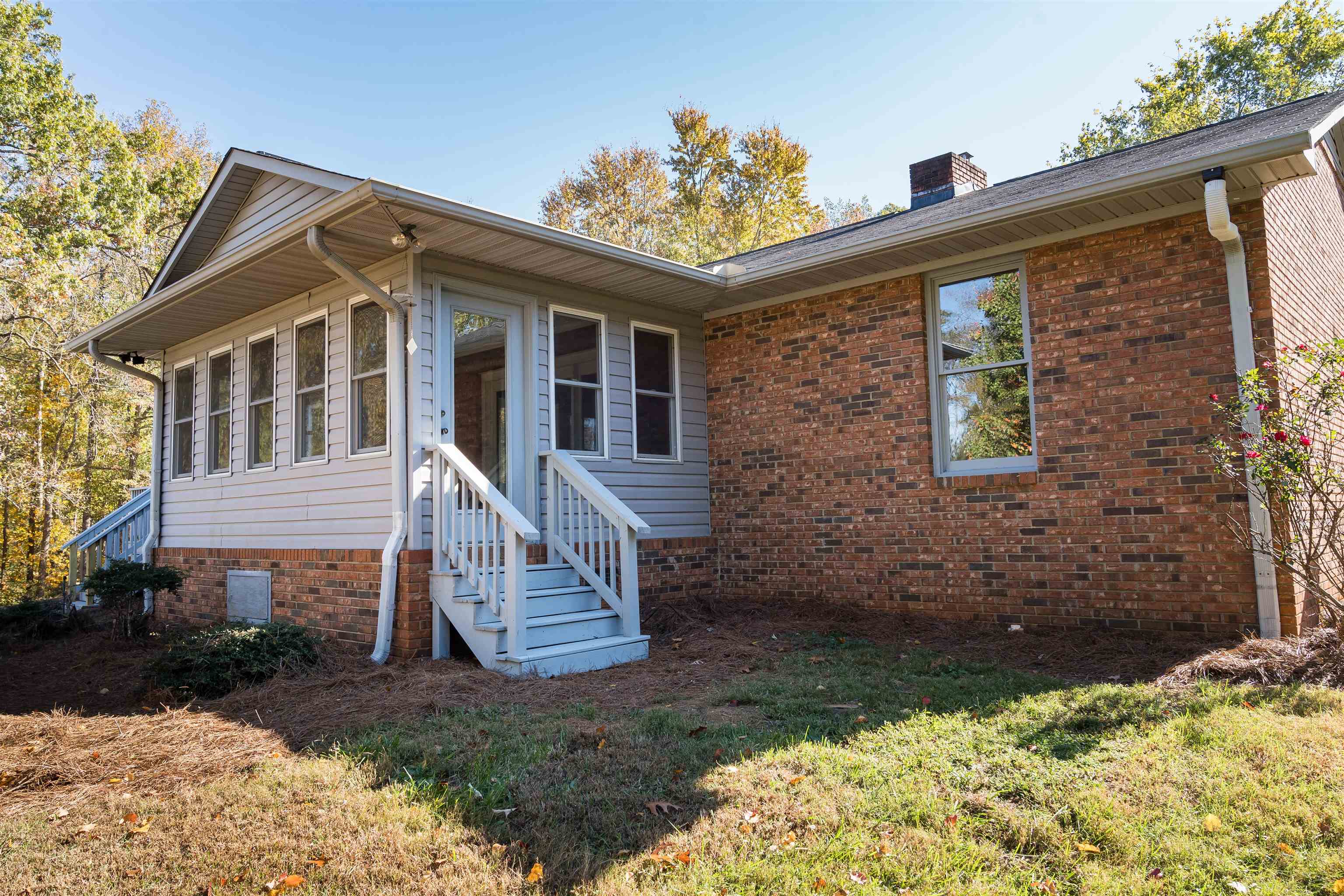 360 State Rd S-42-1944 Chesnee, SC 29323 - Photo 8 of 34 Gallery Image 8