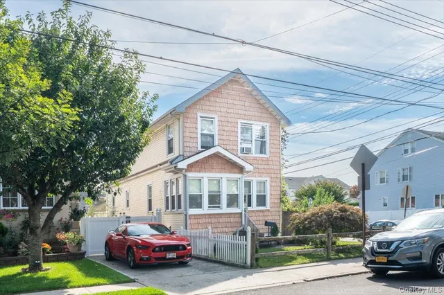 $899,000 | 88-19 247th Street | Bellerose
