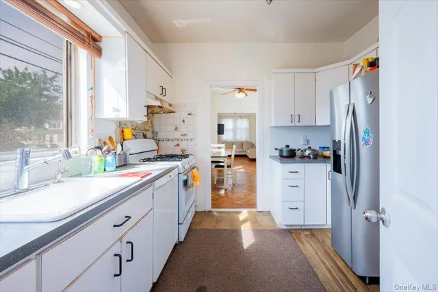 $899,000 | 88-19 247th Street | Bellerose