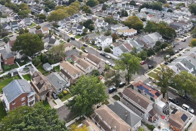 $899,000 | 88-19 247th Street | Bellerose