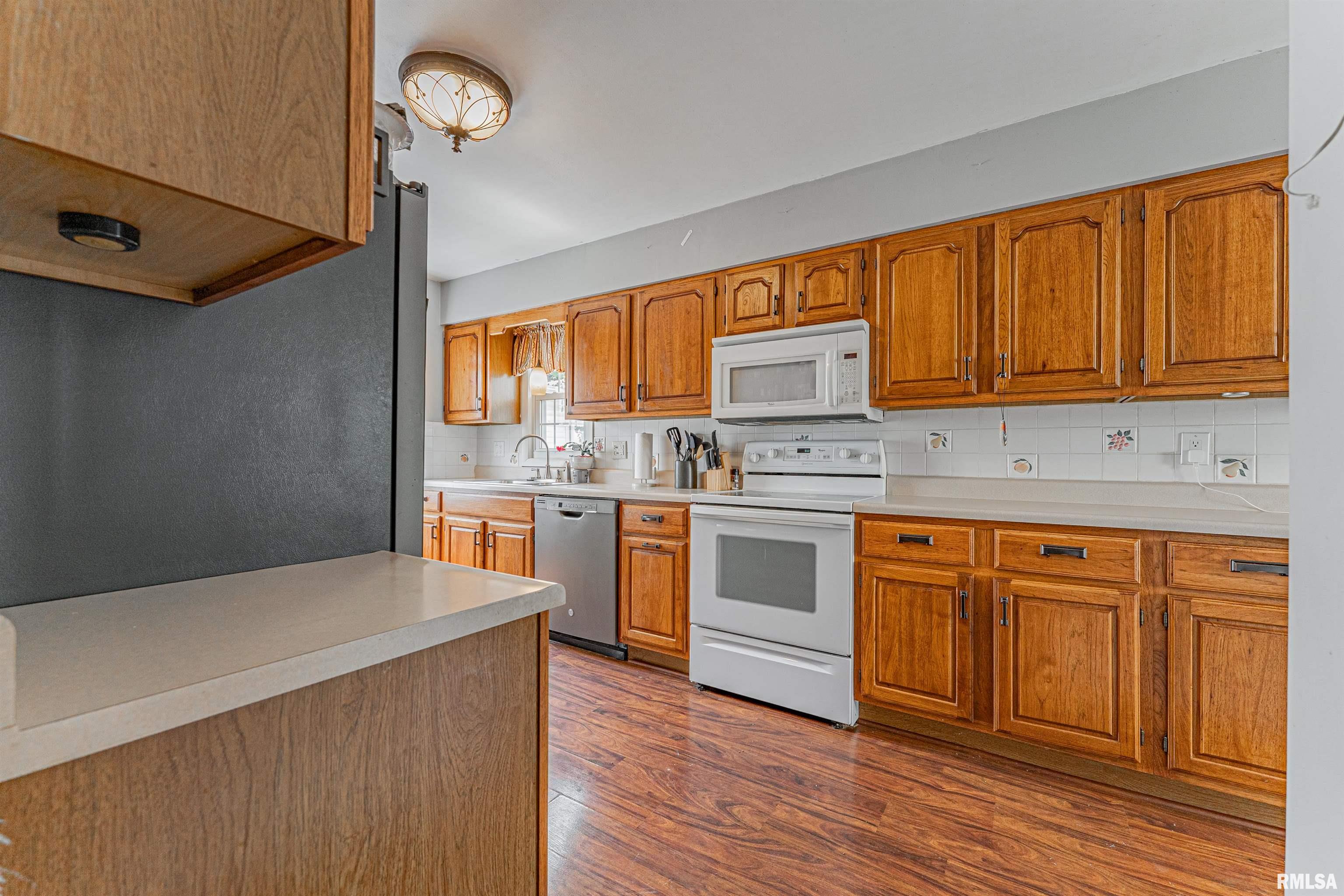1825 North 22nd Street Springfield, IL 62702 - Photo 5 of 25