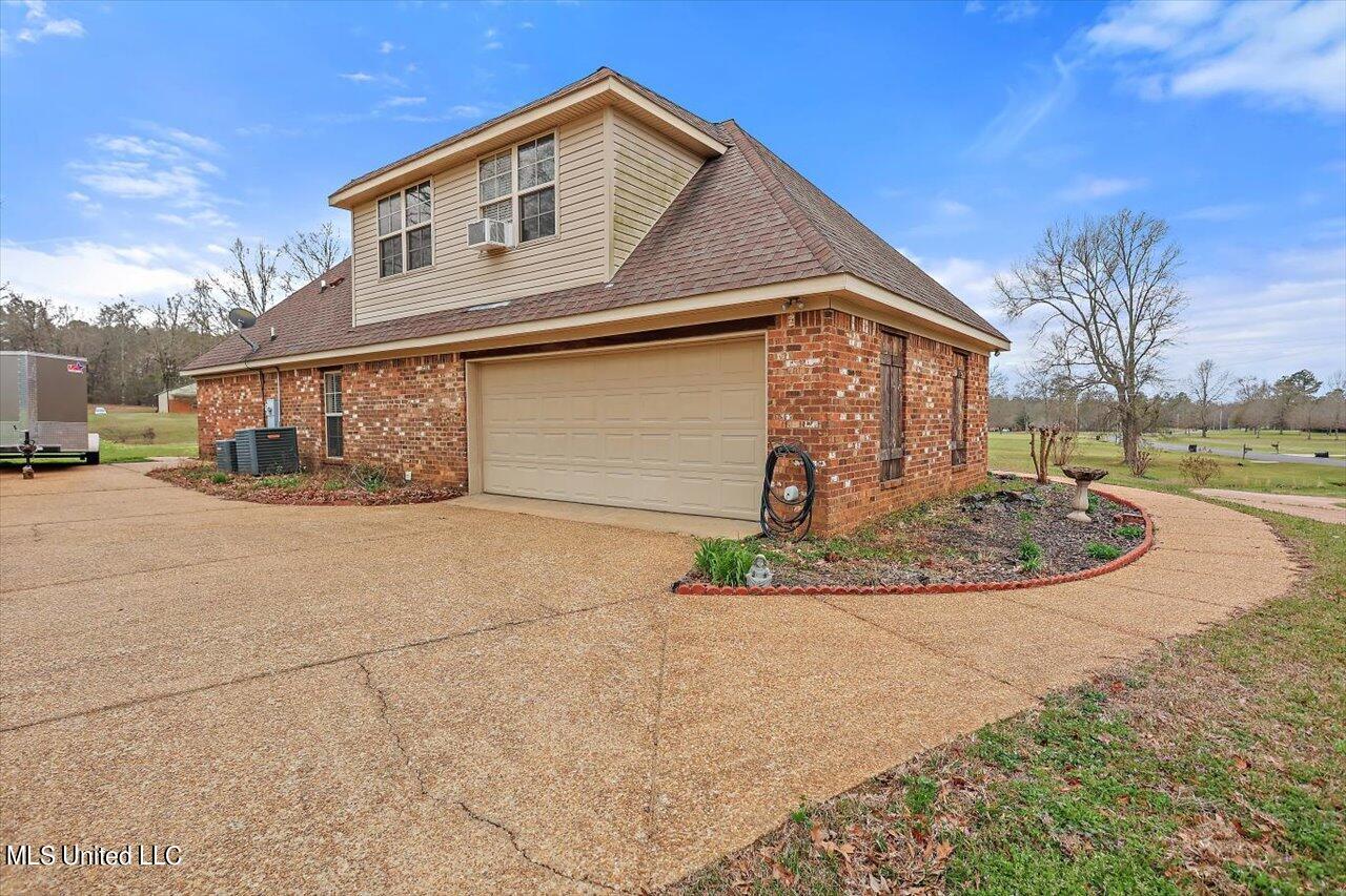 505 White Oak Road Florence, MS 39073 - Photo 4 of 46 04-505 White Oak Rd