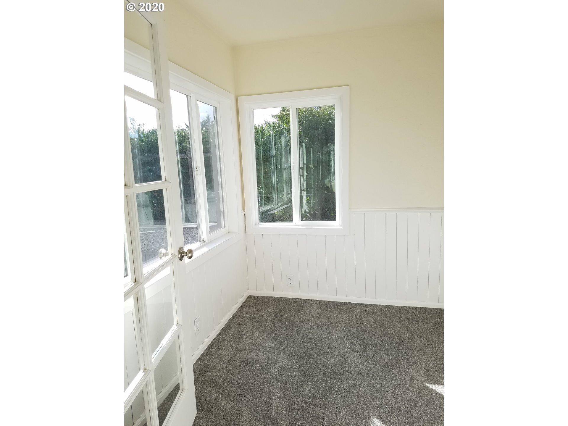 2720 E Street Springfield, OR 97477 - Photo 6 of 22
