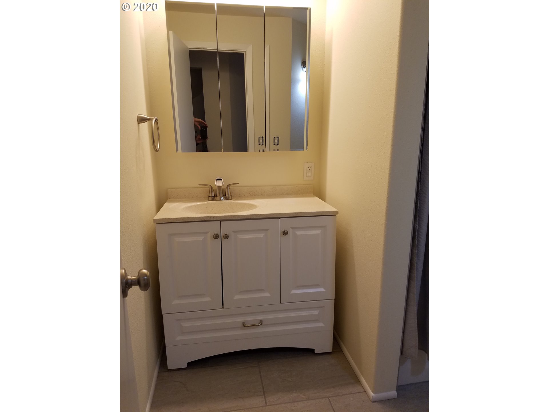 2720 E Street Springfield, OR 97477 - Photo 10 of 22