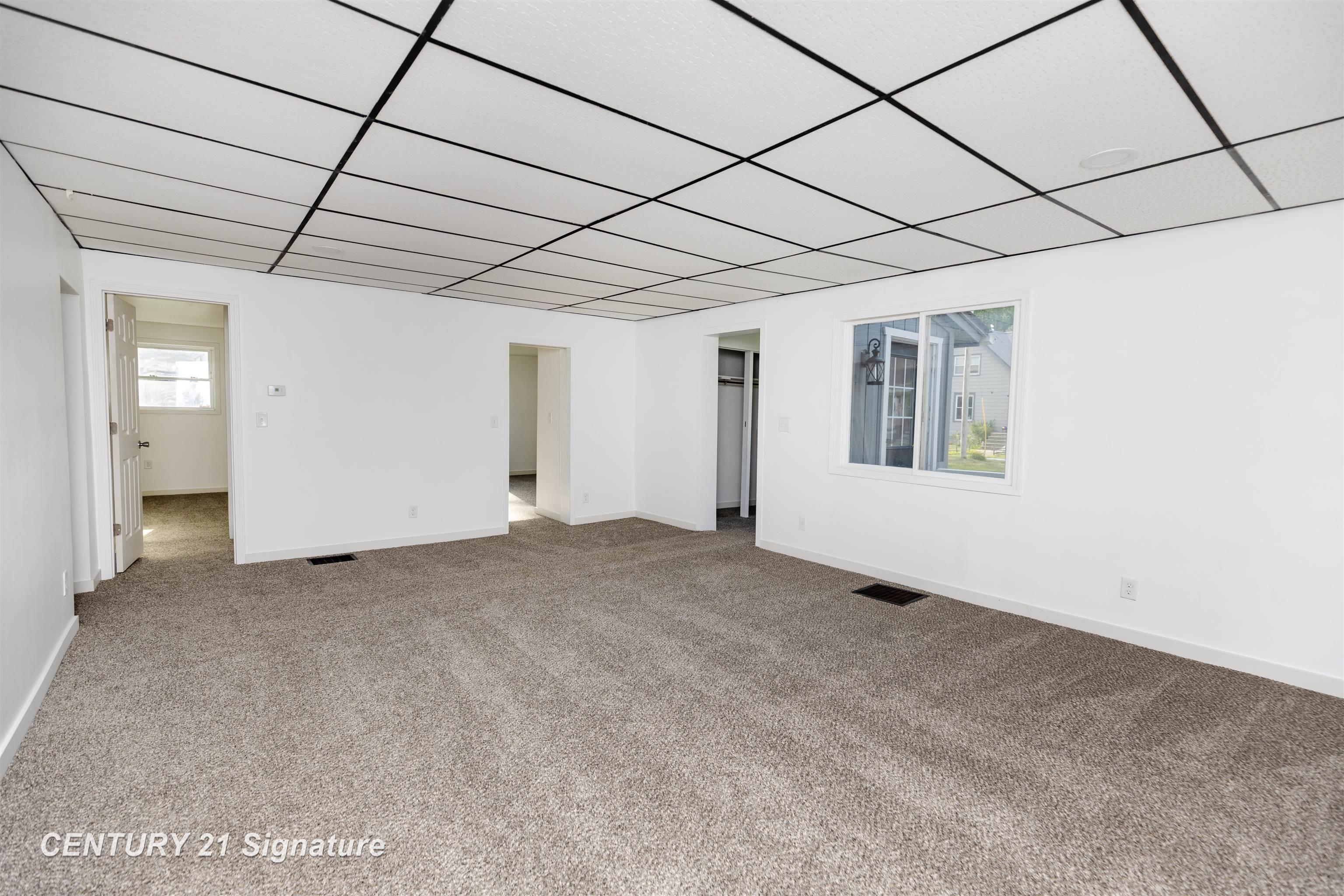 611 West 2nd Street Pinconning, MI 48650 - Photo 10 of 38