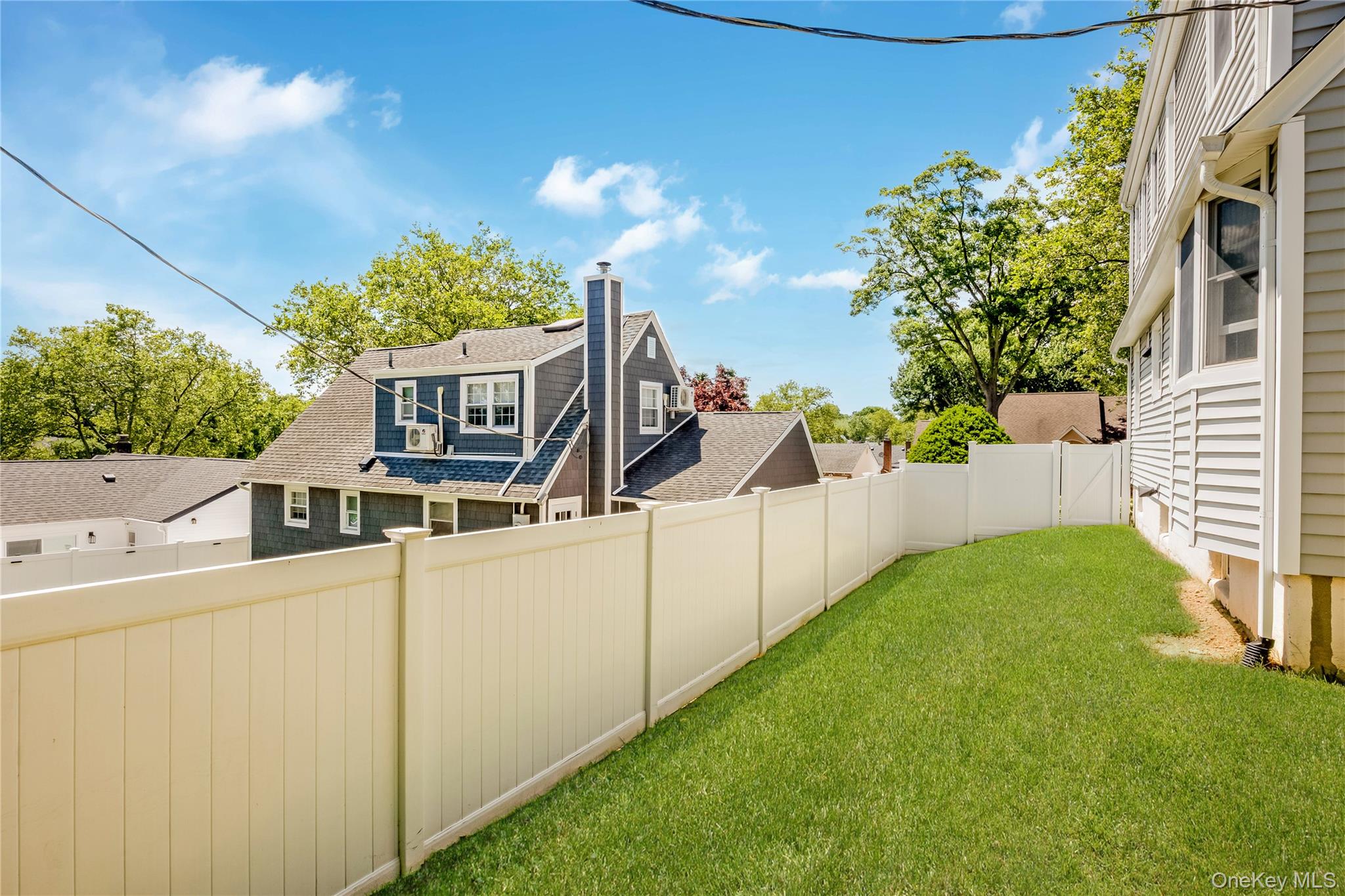 34 Ridge Road Farmingdale, NY 11735 - Photo 29 of 34