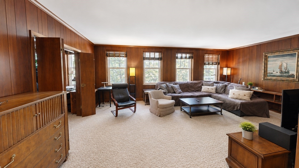70 Winchester Street, Unit 2 Brookline, MA 02446 - Photo 9 of 10