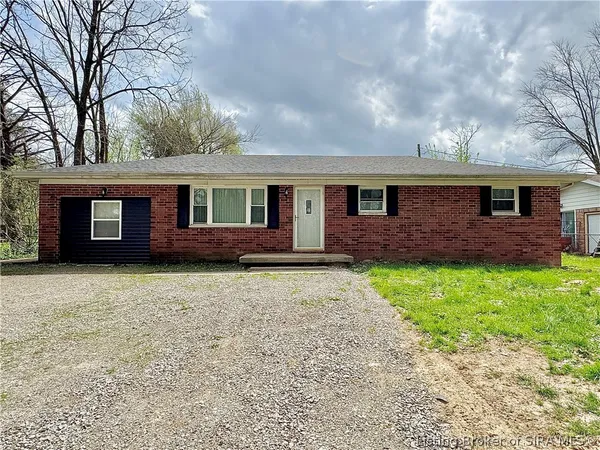 $188,000 | 1927 West Booe Road, Austin, IN 47102