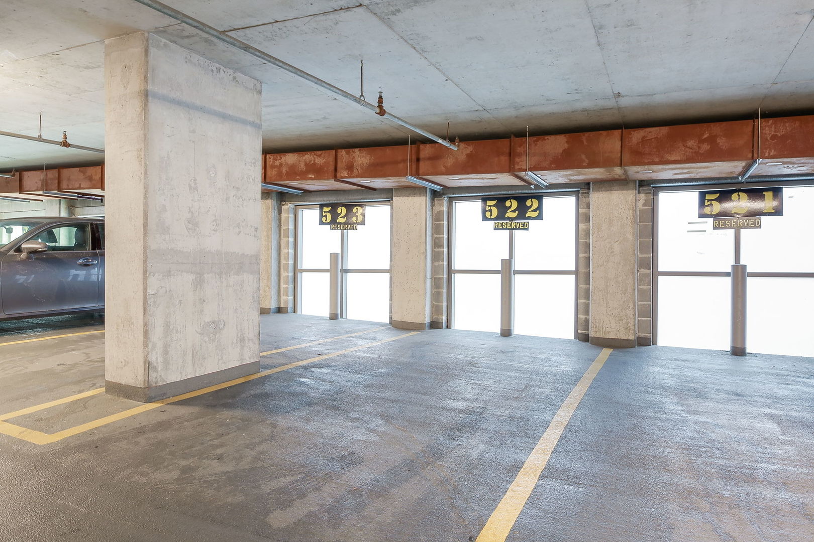 2 East Erie Street, Unit 2101 Chicago, IL 60611 - Photo 13 of 13 a view of a room with a large window