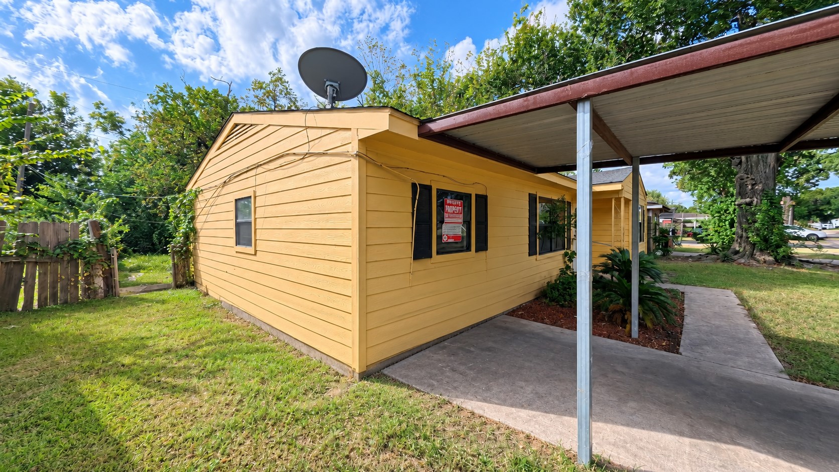 508 Burke Road Pasadena, TX 77506 - Photo 2 of 10 Gallery Image 2
