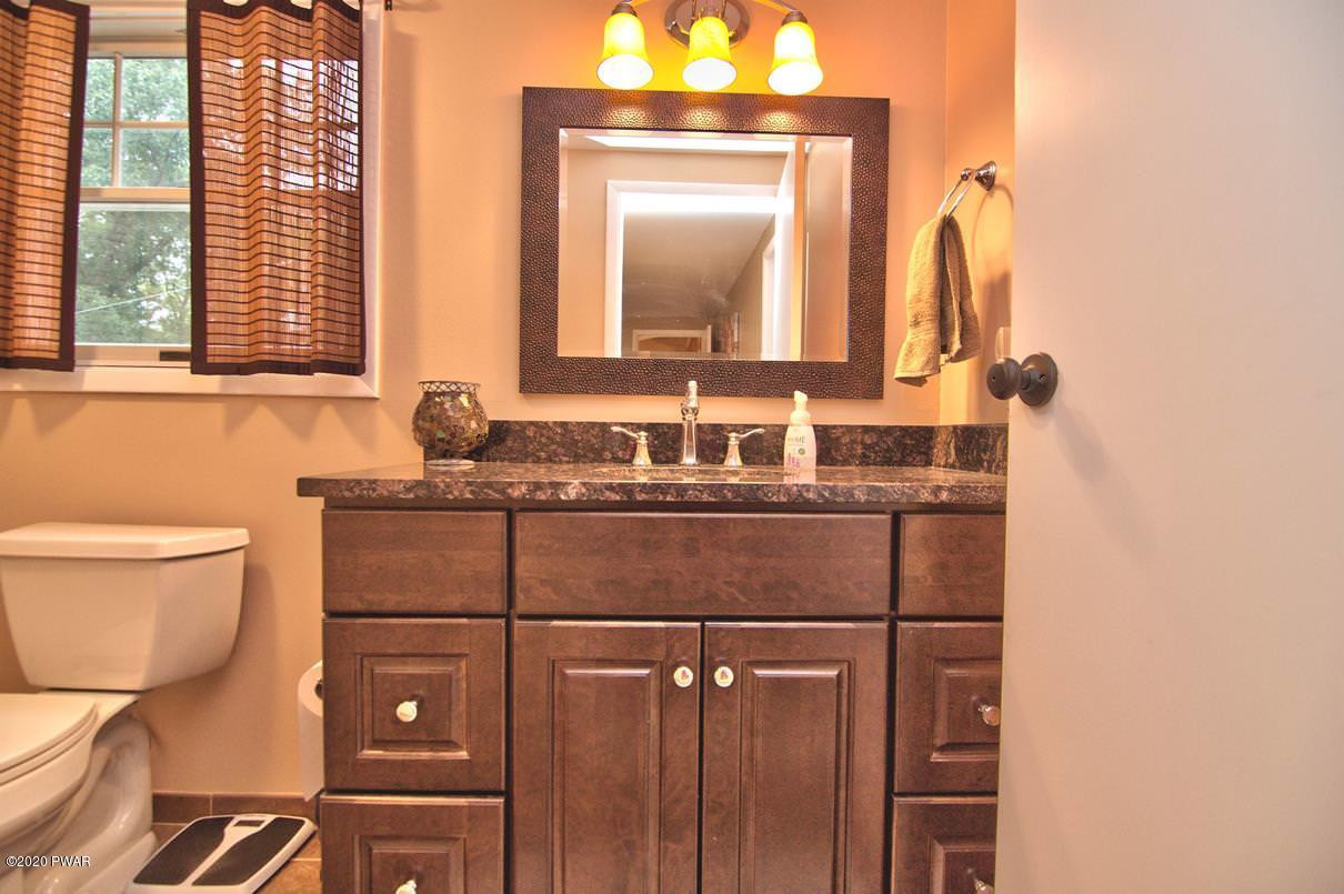 145 Dirk Road Tafton, PA 18464 - Photo 47 of 57 Bathroom