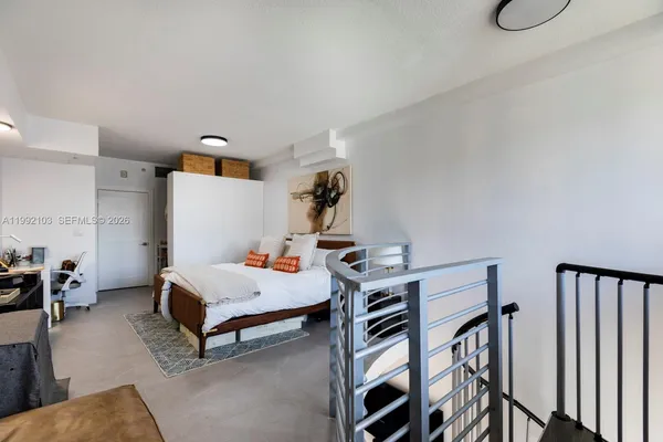 $4,300 | 3339 Virginia Street, Unit 311, Miami, FL 33133