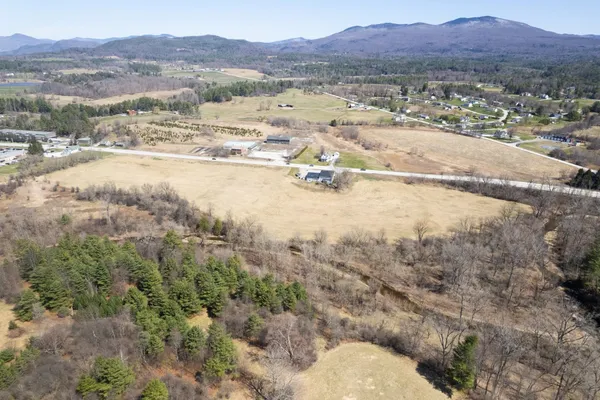 $295,000 | 7 Hwy Rutland Town Vt 05701 Highway, Unit 2, Rutland, VT 05701