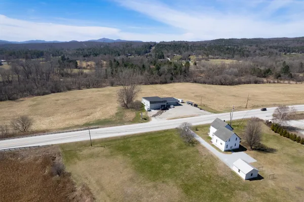 $295,000 | 7 Hwy Rutland Town Vt 05701 Highway, Unit 2, Rutland, VT 05701