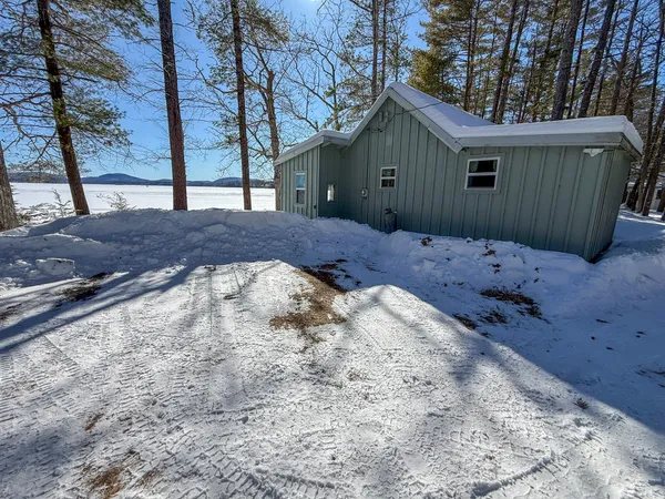 $325,000 | 36 Sunset Point Drive, Bradley, ME 04411