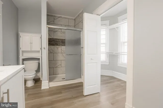 an empty room with an entryway