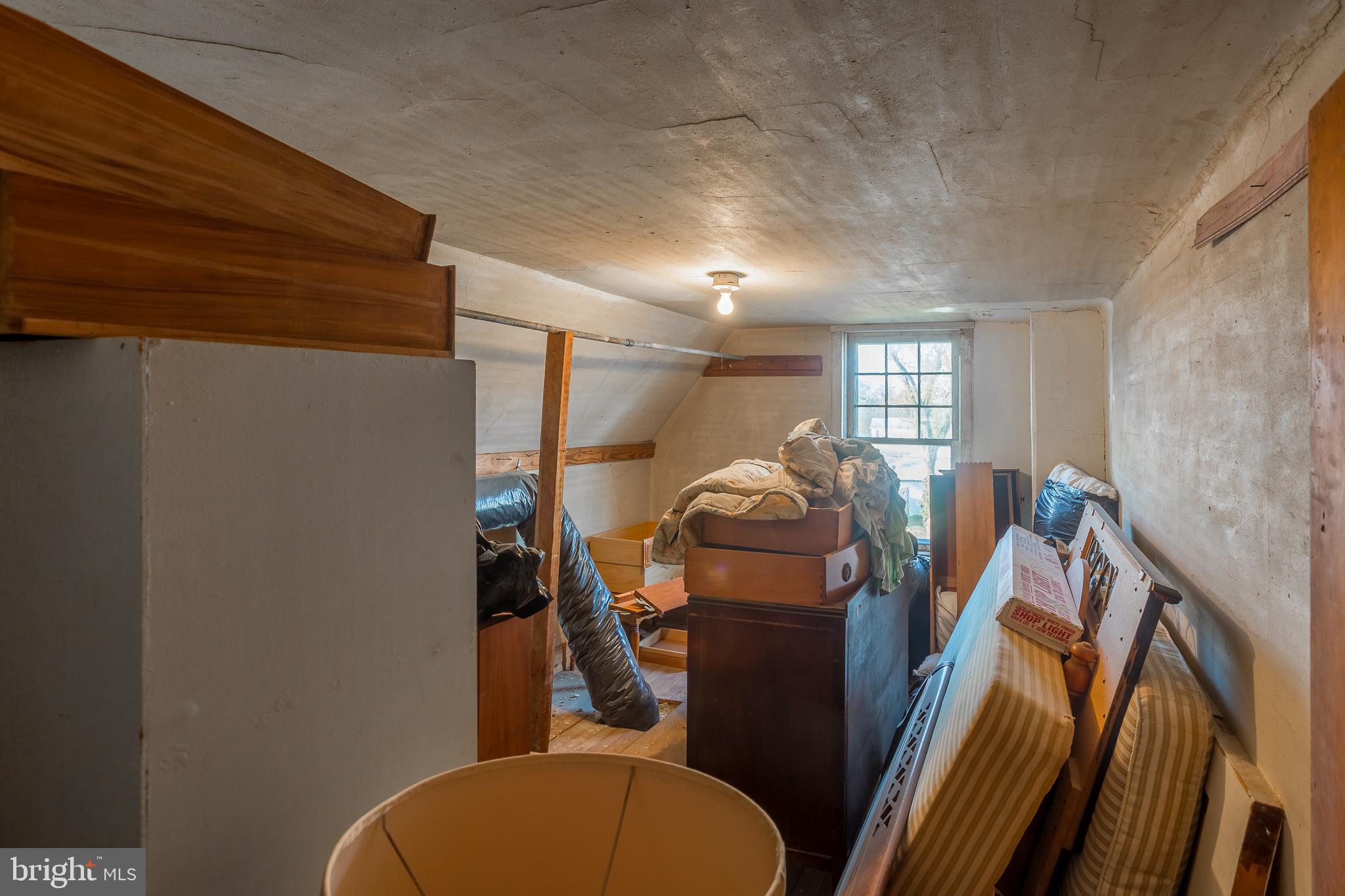 106 Delaware Avenue Bridgeville, DE 19933 - Photo 37 of 64 Attic