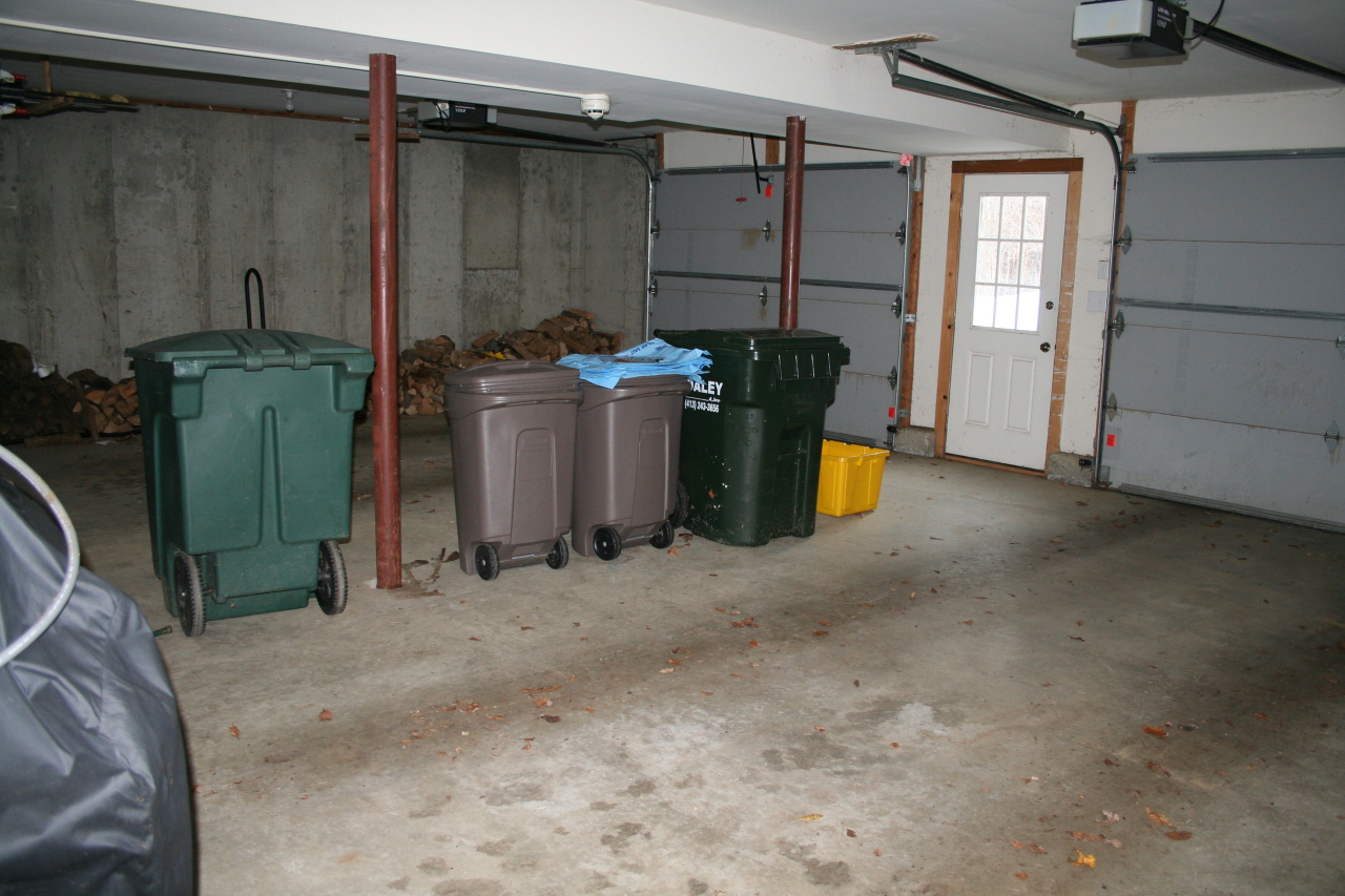 2 Sawmill Road Stockbridge, MA 01262 - Photo 15 of 22 garage